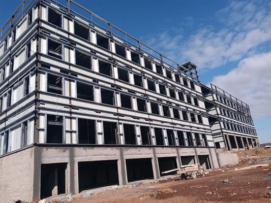 Industriële het Structurele StaalBouwconstructie Met meerdere verdiepingen Met hoge weerstand van het Kaderontwerp