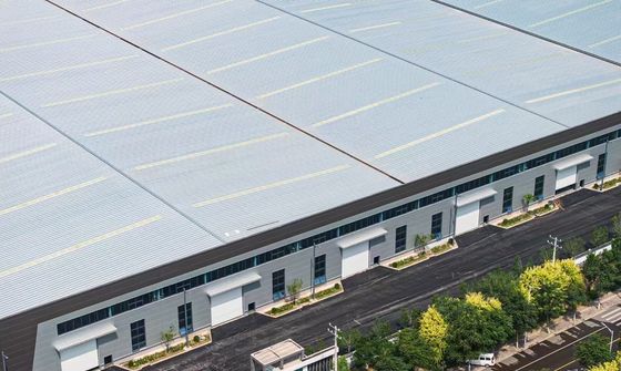 Aanpasbaar Q355B Materiaal Staalstructuur Warehouse met 5 ~ 30 ton kraancapaciteit en Max 280KM / h windbelasting