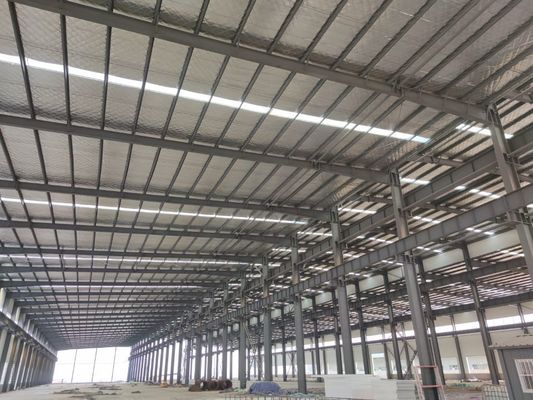 Aangepaste grootte geprefabriceerde stalen constructie met hoge windbestendigheid