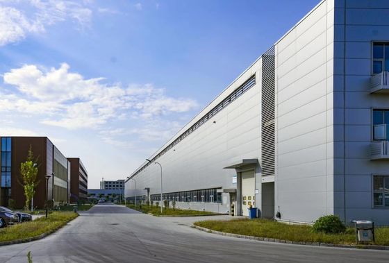 Moderne en functionele staalconstructies Werkplaatsbouwoplossing
