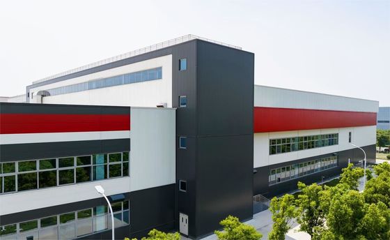 Optimaal ontworpen staalstructuur magazijn voor maximaal ruimtegebruik en efficiëntie